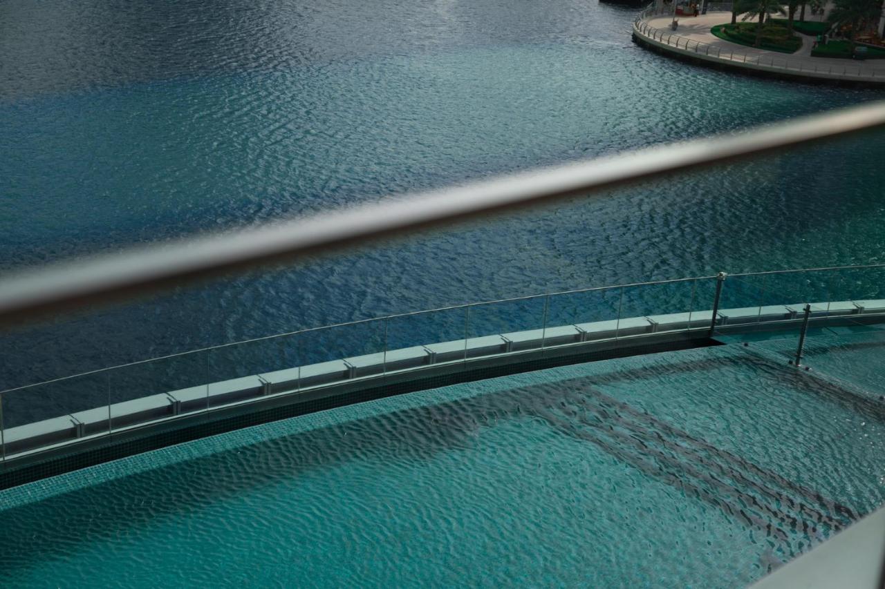 Nasma Luxury Stays - Cayan Tower 迪拜 外观 照片